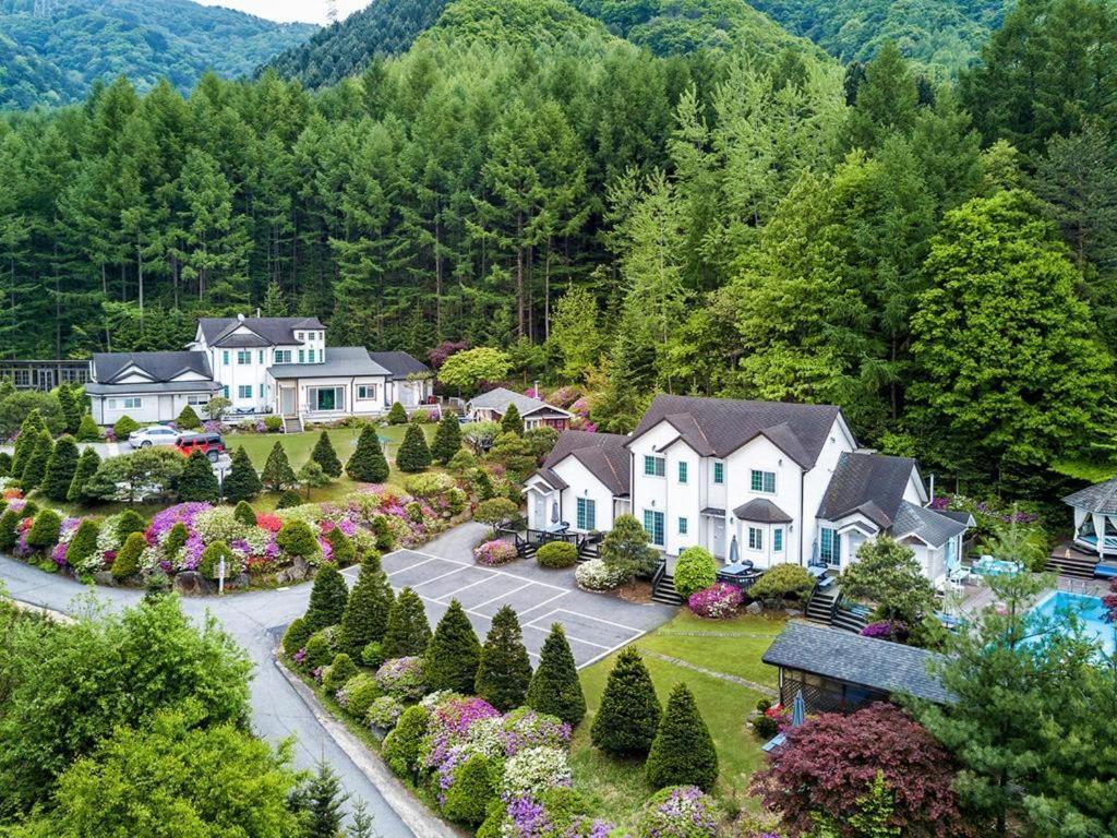 Pyeongchang Greenhill Pension Buitenkant foto